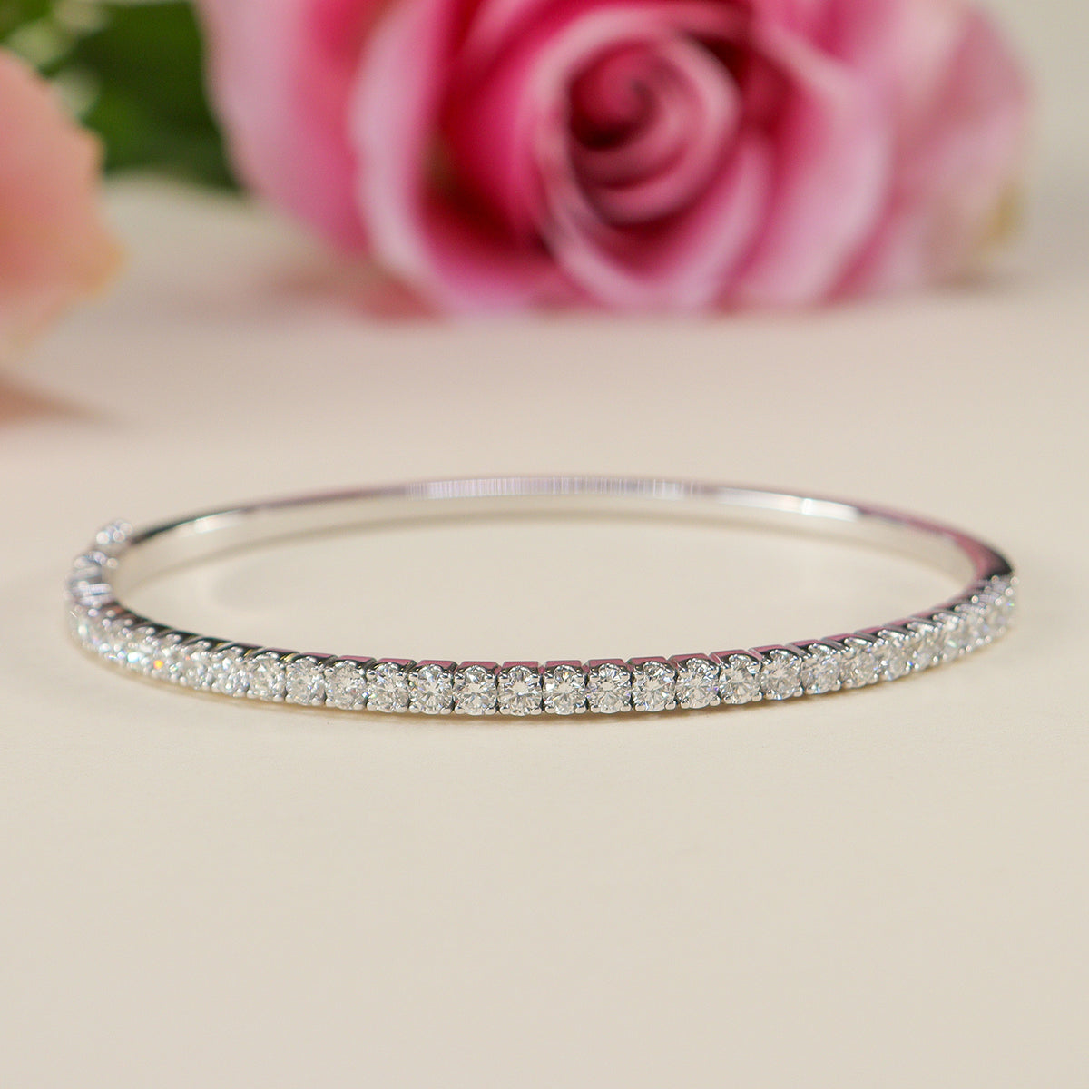 18ct White Gold 2.58ct Diamond Bangle