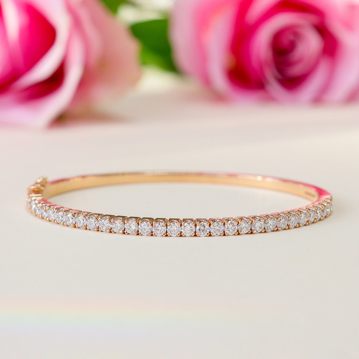 18ct Rose Gold 2.59ct Diamond Bangle