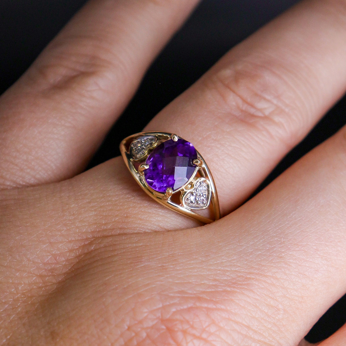 Pre-Owned 9ct Yellow Gold Amethyst & Diamond Ring@