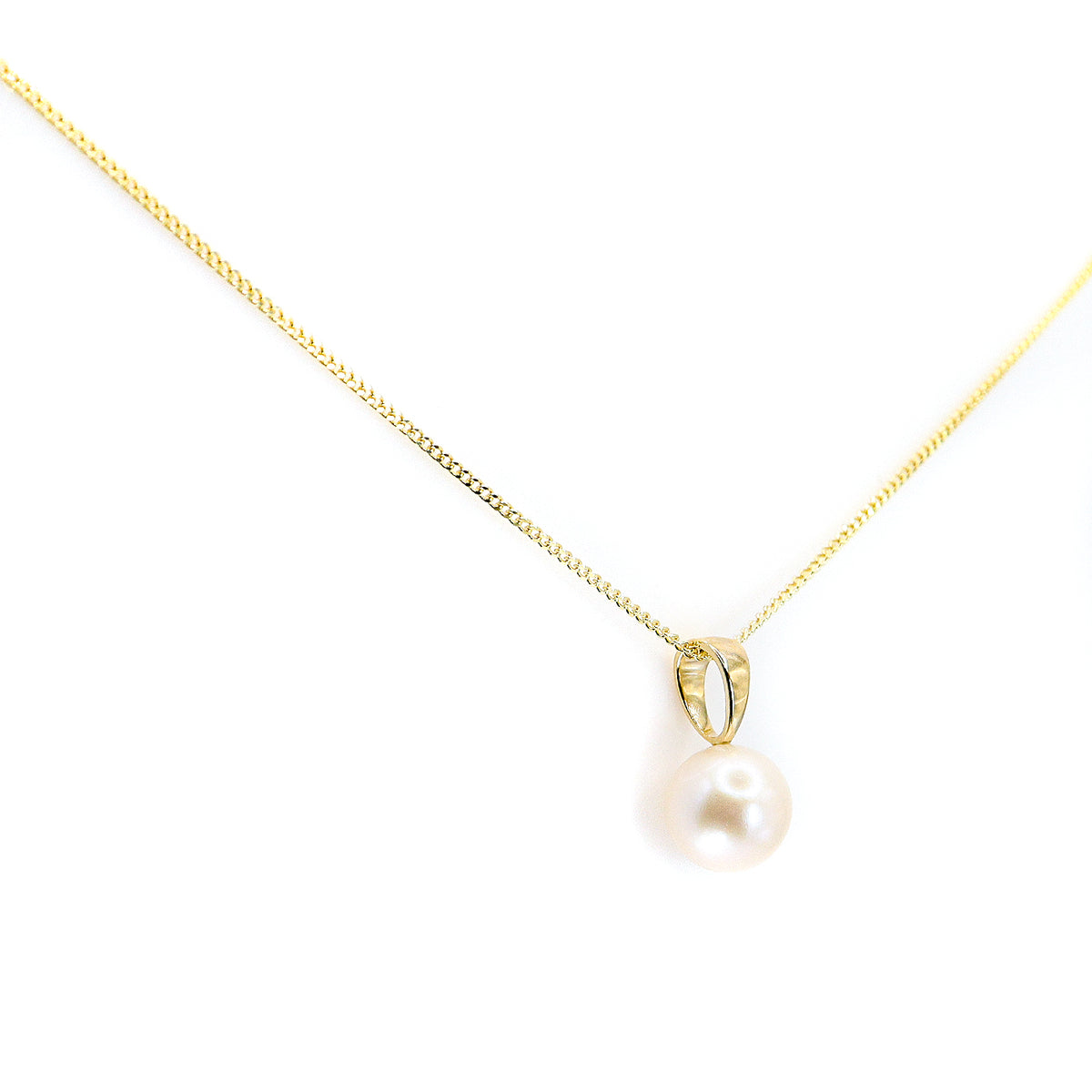 Freshwater Pearl 9ct Gold Pendant & Chain