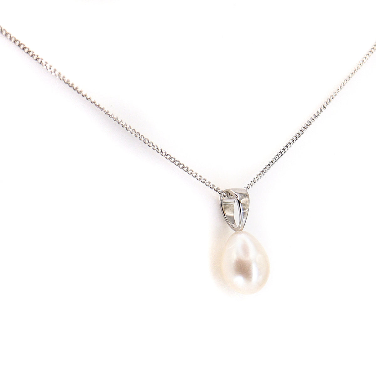 Freshwater Pearl 9ct White Gold Pendent & Chain