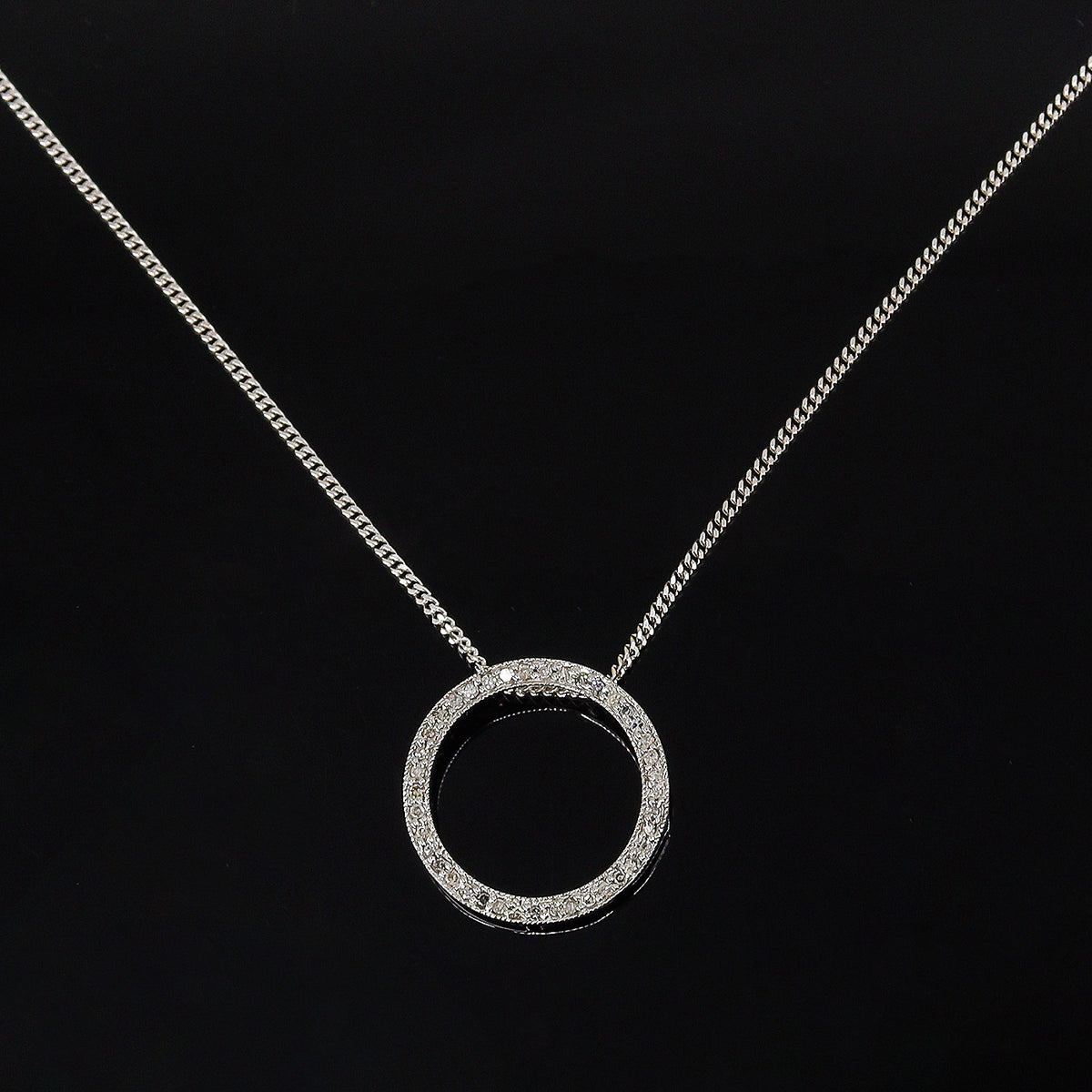 Pre-Owned Diamond Open Circle Necklace