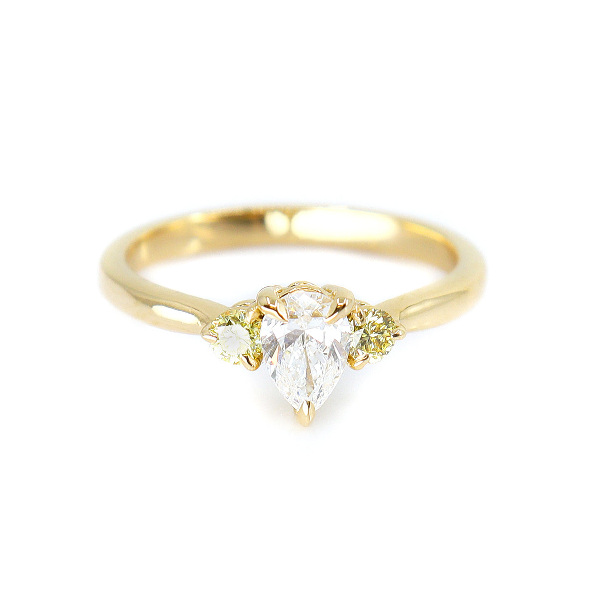 18ct Gold Pear Shaped & Round Brilliant Cut Yellow & White Diamond Trilogy Ring