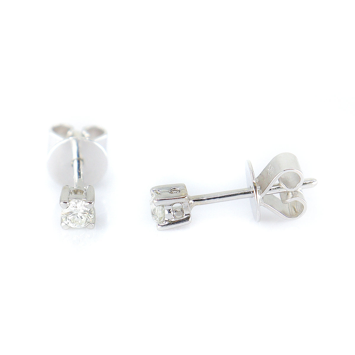 9ct White Gold Diamond 0.15ct Round Brilliant Cut Stud Earrings