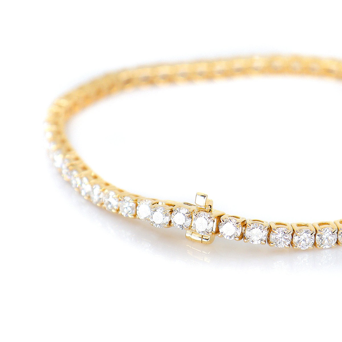 18ct Yellow Gold 5ct Lab Grown Diamond Line Bracelet