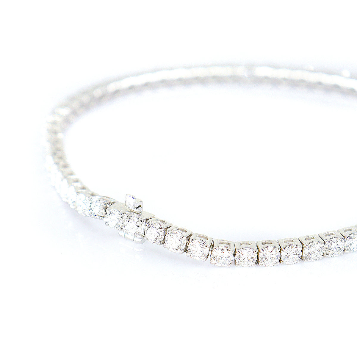 18ct White Gold 5ct Lab Grown Diamond Line Bracelet