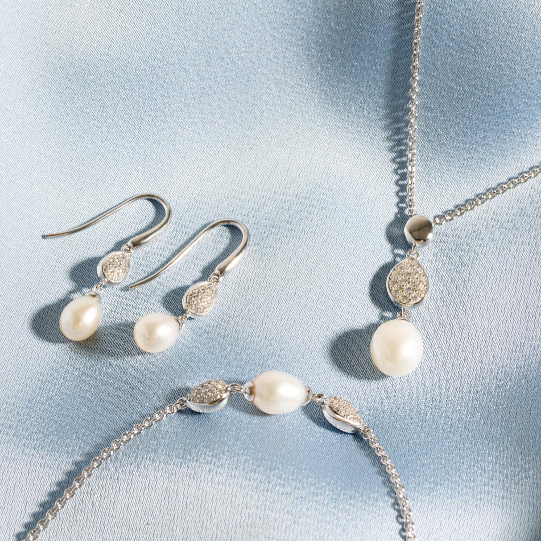 Kit Heath Coast Pebble Glisten Pavé & Pearl Necklace