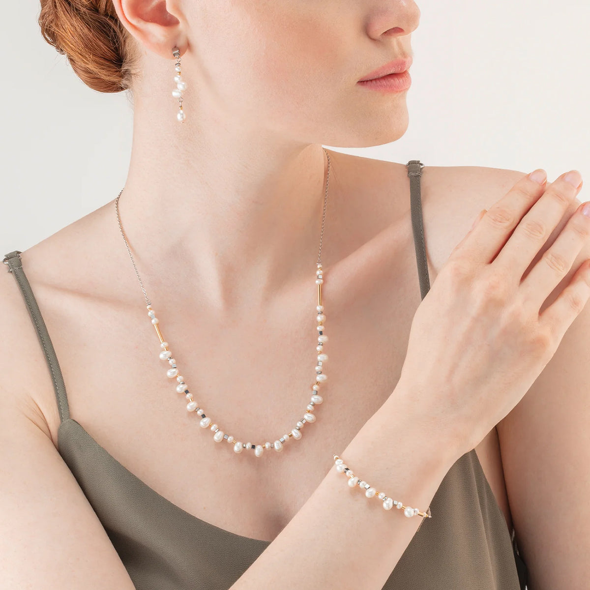 Coeur de Lion Dancing Freshwater Pearl Necklace