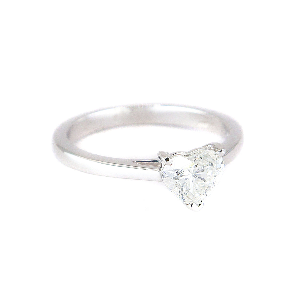 18ct White Gold Heart Shaped 0.92ct Diamond Solitaire Ring