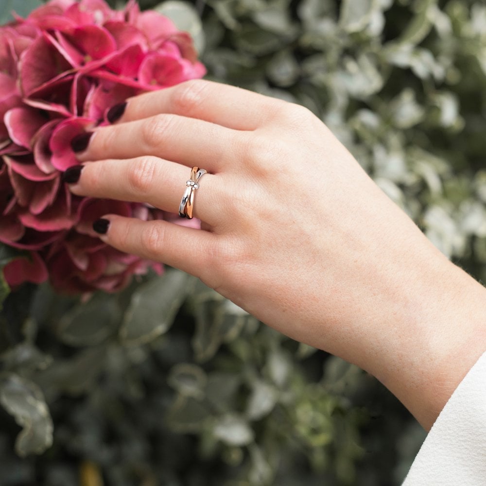 Hot Diamonds Eternity Silver & 18ct Rose Gold Plated Interlocking Ring