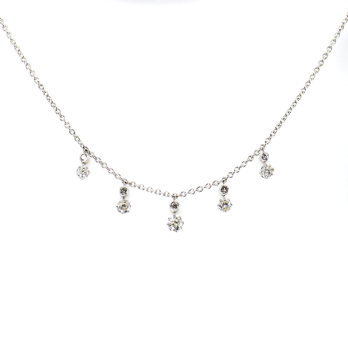 Pre-Owned 18ct White Gold Diamond Droplet Necklet