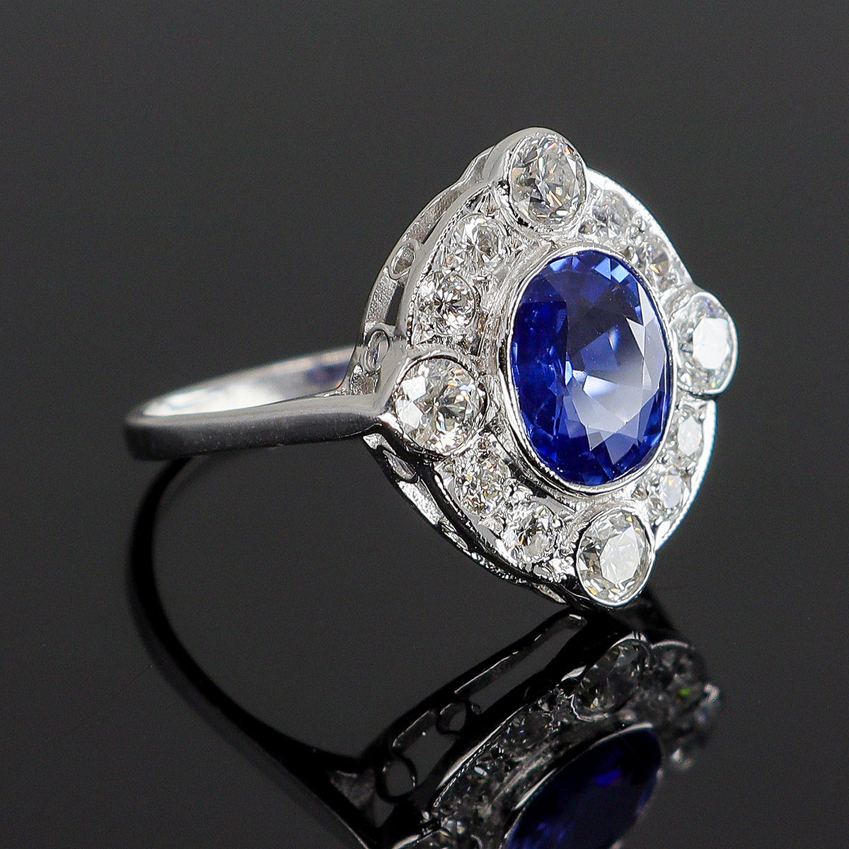 Pre-Owned 18ct White Gold Sapphire & Diamond Ring