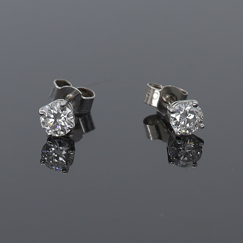 Pre-Owned 18ct White Gold Diamond Solitaire Studs